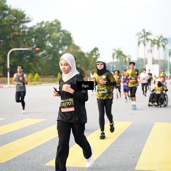 Runner Photo 6364128