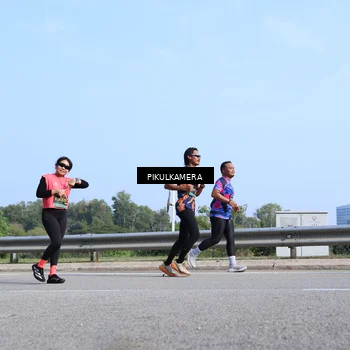 Runner Photo 6364173