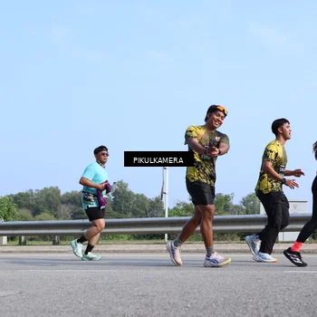 Runner Photo 6364231