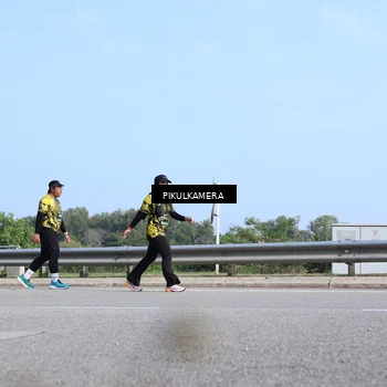 Runner Photo 6364324