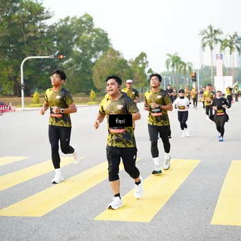 Runner Photo 6364343