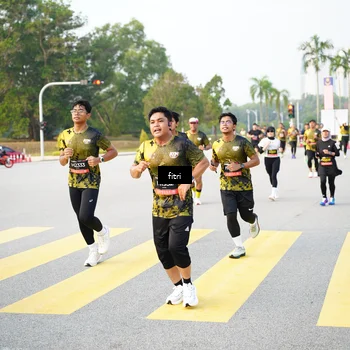Runner Photo 6364349