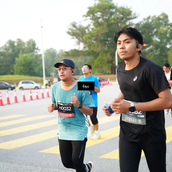 Runner Photo 6364358