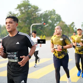 Runner Photo 6364365