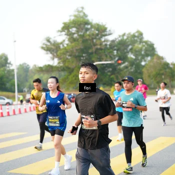 Runner Photo 6364401