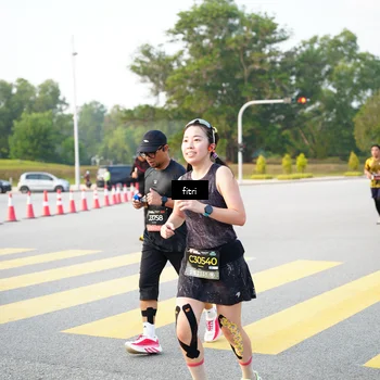 Runner Photo 6364410