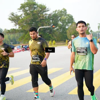 Runner Photo 6364443