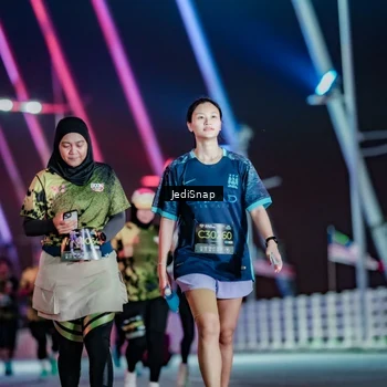 Runner Photo 6364453