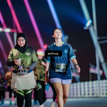 Runner Photo 6364474