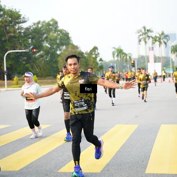 Runner Photo 6364508