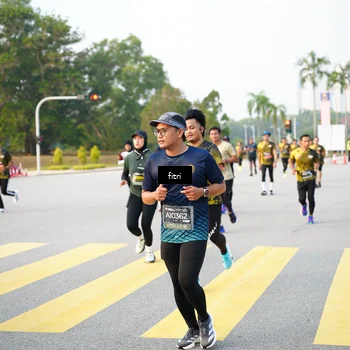 Runner Photo 6364535