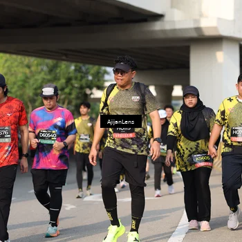 Runner Photo 6364566