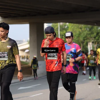 Runner Photo 6364637