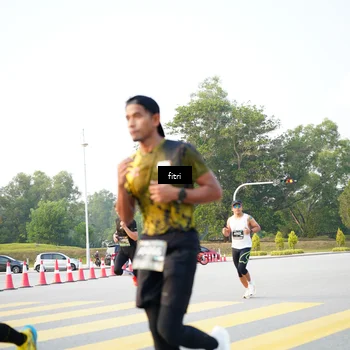 Runner Photo 6364642