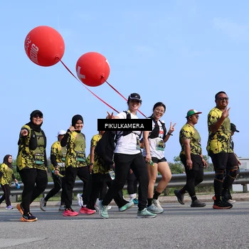 Runner Photo 6364749