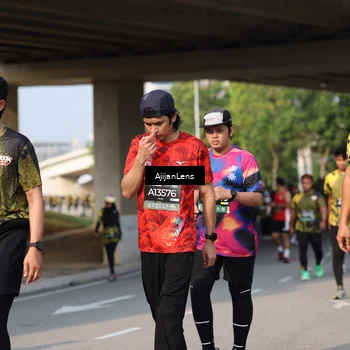 Runner Photo 6364775