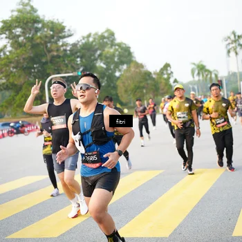 Runner Photo 6364786
