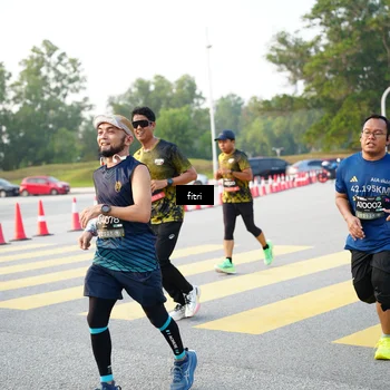 Runner Photo 6364788