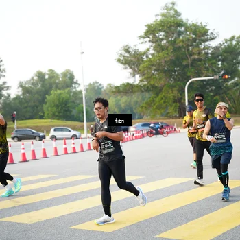 Runner Photo 6364800