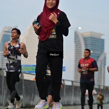 Runner Photo 6364854