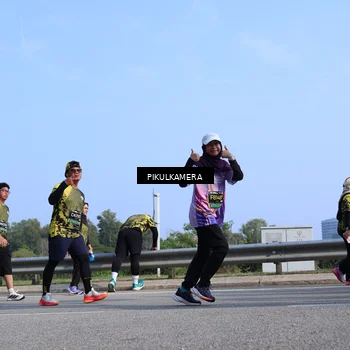 Runner Photo 6364903