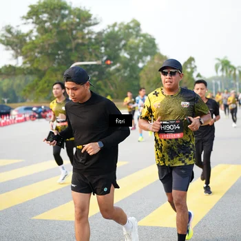 Runner Photo 6364905