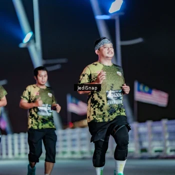 Runner Photo 6364923