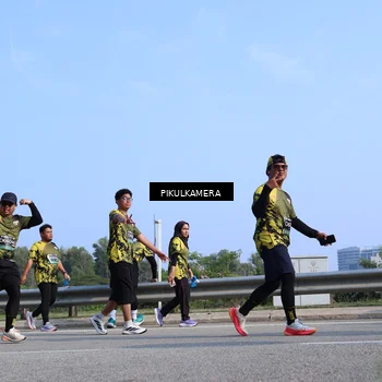 Runner Photo 6364948