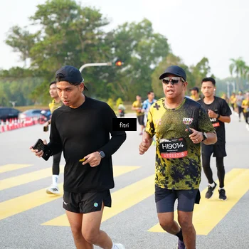 Runner Photo 6364952