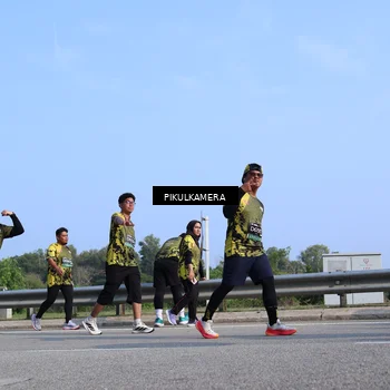 Runner Photo 6364954