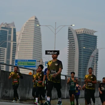 Runner Photo 6364960