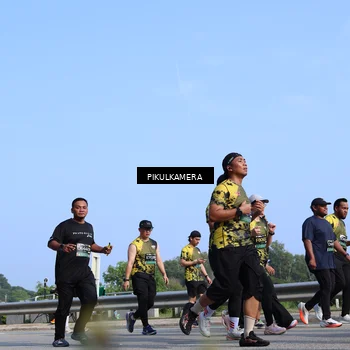 Runner Photo 6365343