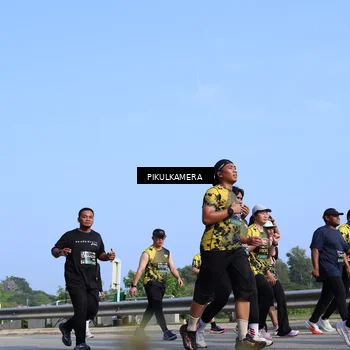 Runner Photo 6365396