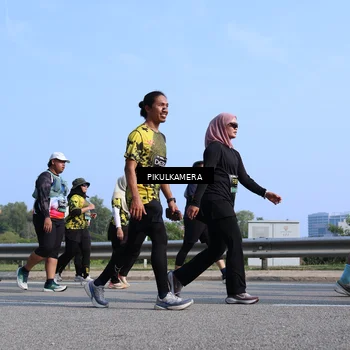 Runner Photo 6365761