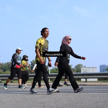 Runner Photo 6365763