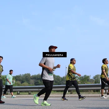Runner Photo 6366016