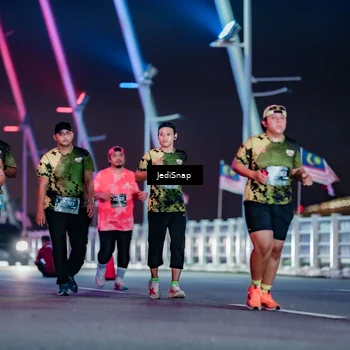 Runner Photo 6366036