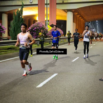 Runner Photo 6366090