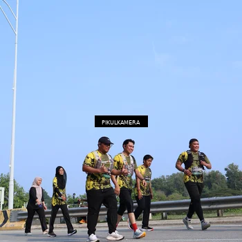 Runner Photo 6366270