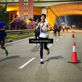 Runner Photo 6366567