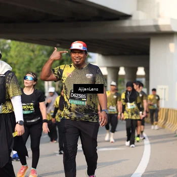 Runner Photo 6366746
