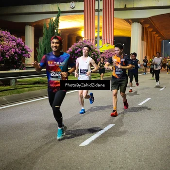 Runner Photo 6366771