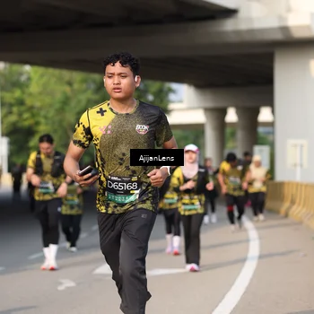 Runner Photo 6366773