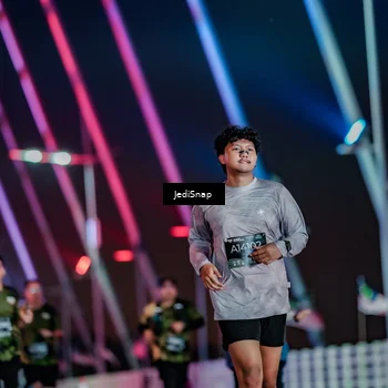 Runner Photo 6366786