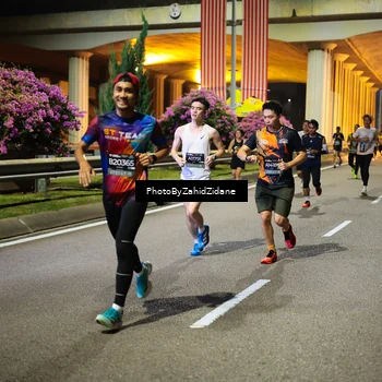 Runner Photo 6366793