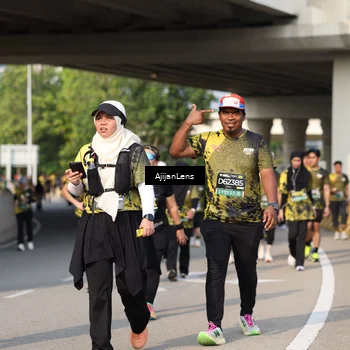 Runner Photo 6366797