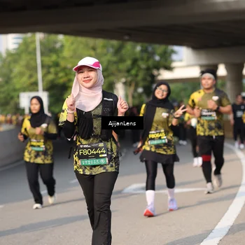Runner Photo 6366821