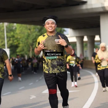 Runner Photo 6366871