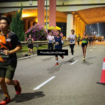 Runner Photo 6366876