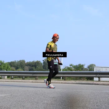 Runner Photo 6366884